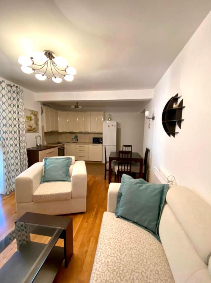Apartment Liza Petrovac ภายนอก รูปภาพ